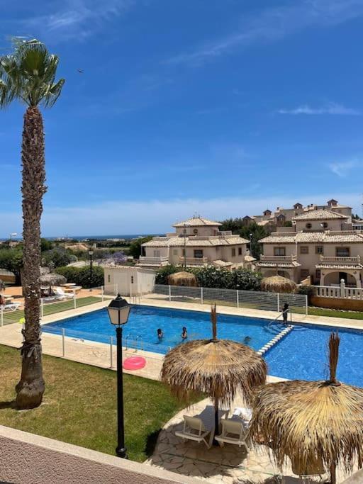 Appartement Casa Andres. Two Bed Penthouse Pool & Terrace à Alicante Extérieur photo